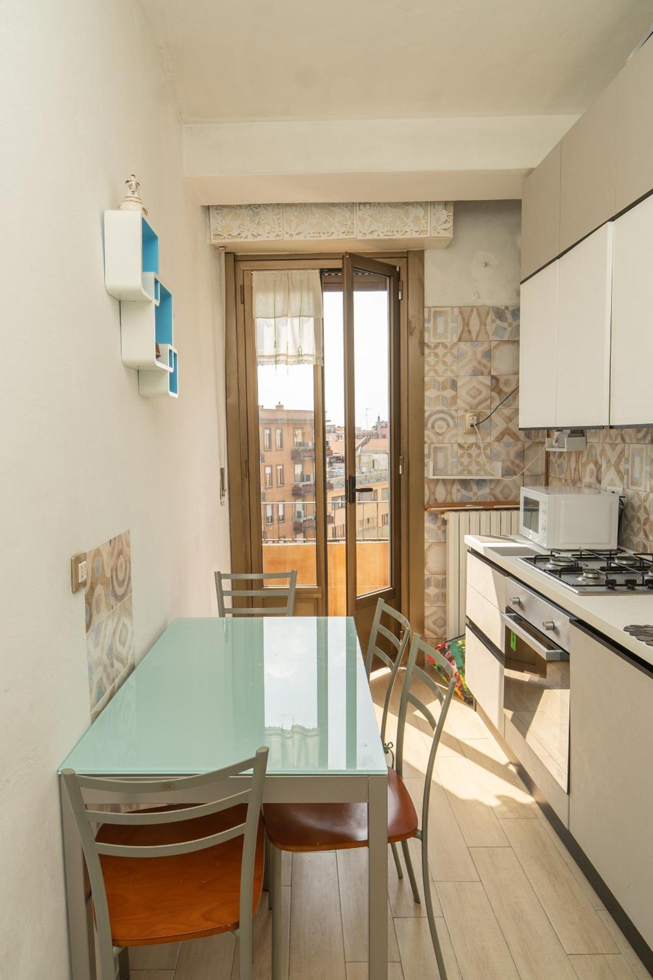 B&B Nelly Милано Екстериор снимка